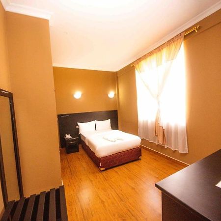 Panone Hotel Boma Boma la Ngombe Zewnętrze zdjęcie